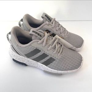 NEW Boys Adidas Racer Tennis Shoes Sneakers (11c / 11k)